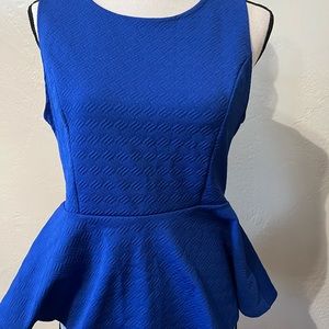 Forever 21 sleeveless blouse with neck fasten button